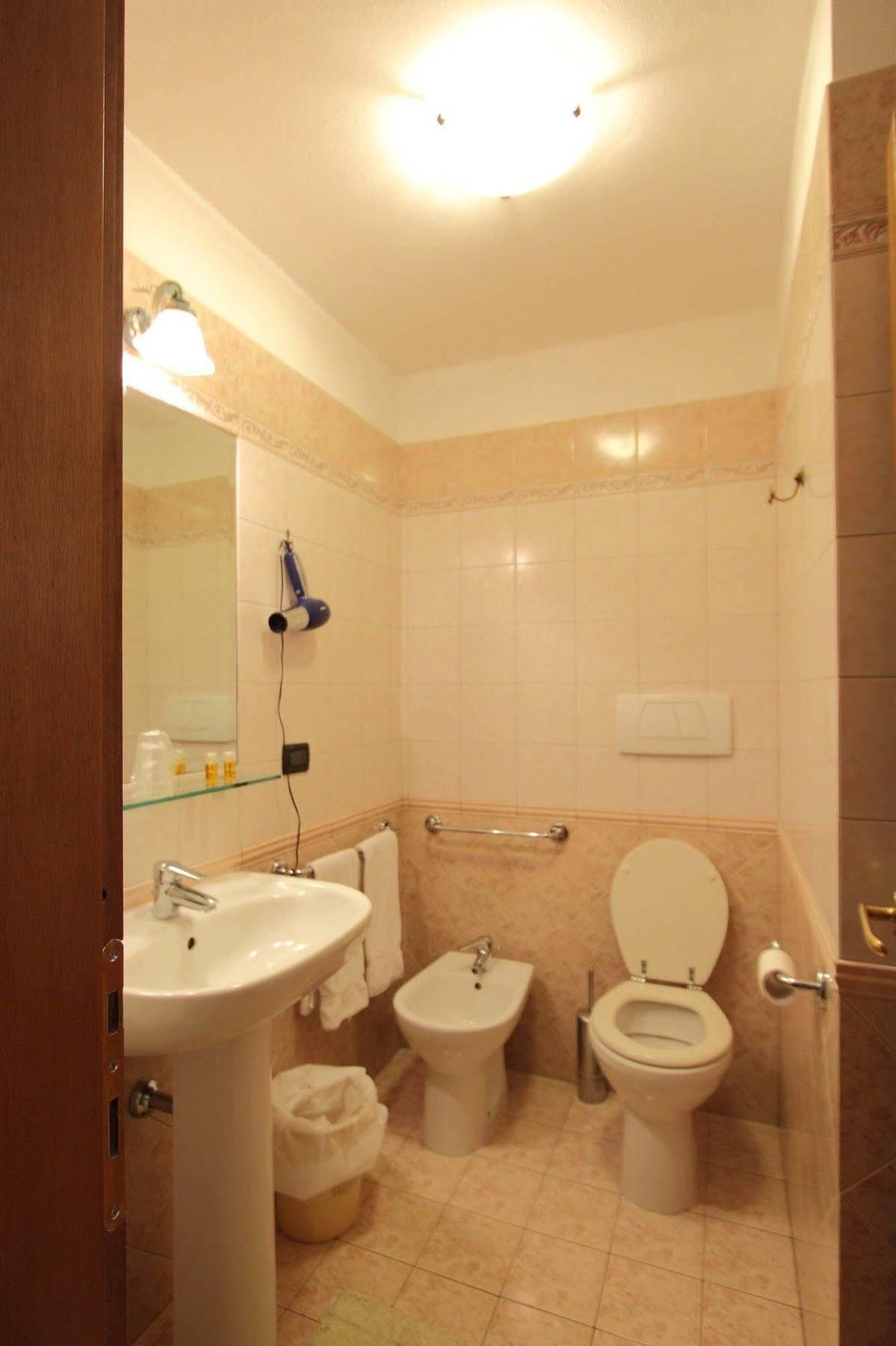 Hotel Margaret Firenze Bagian luar foto