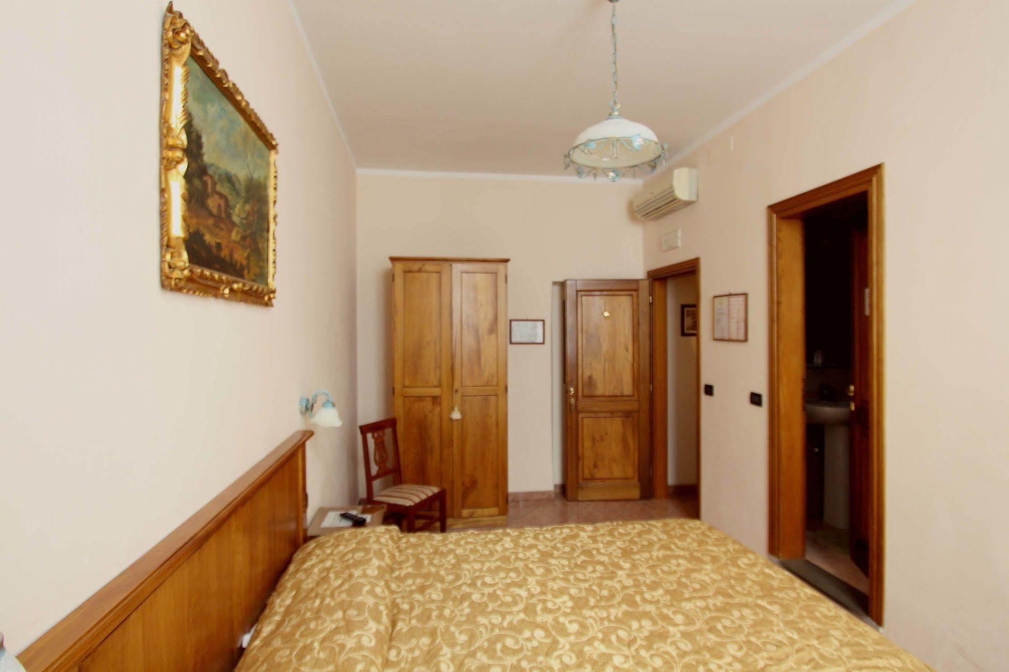 Hotel Margaret Firenze Bagian luar foto