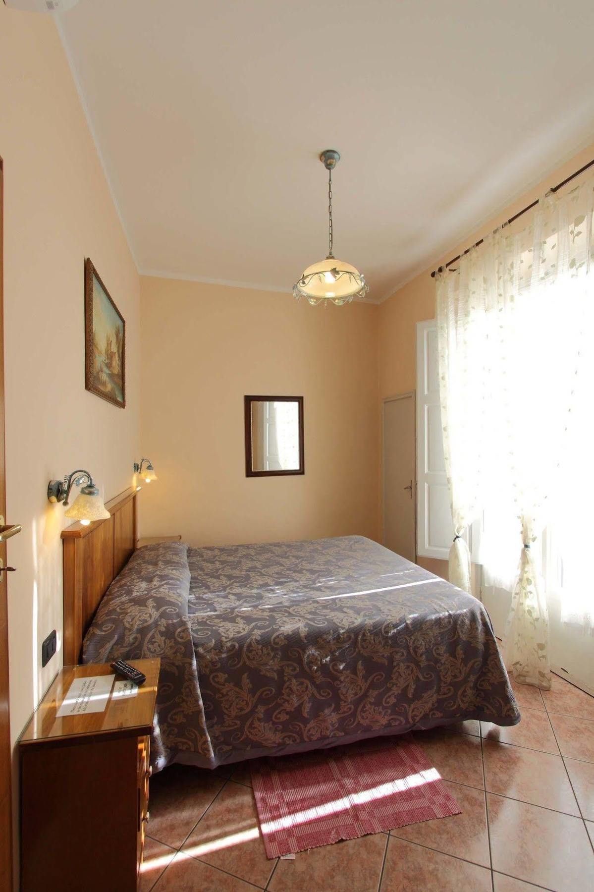 Hotel Margaret Firenze Bagian luar foto