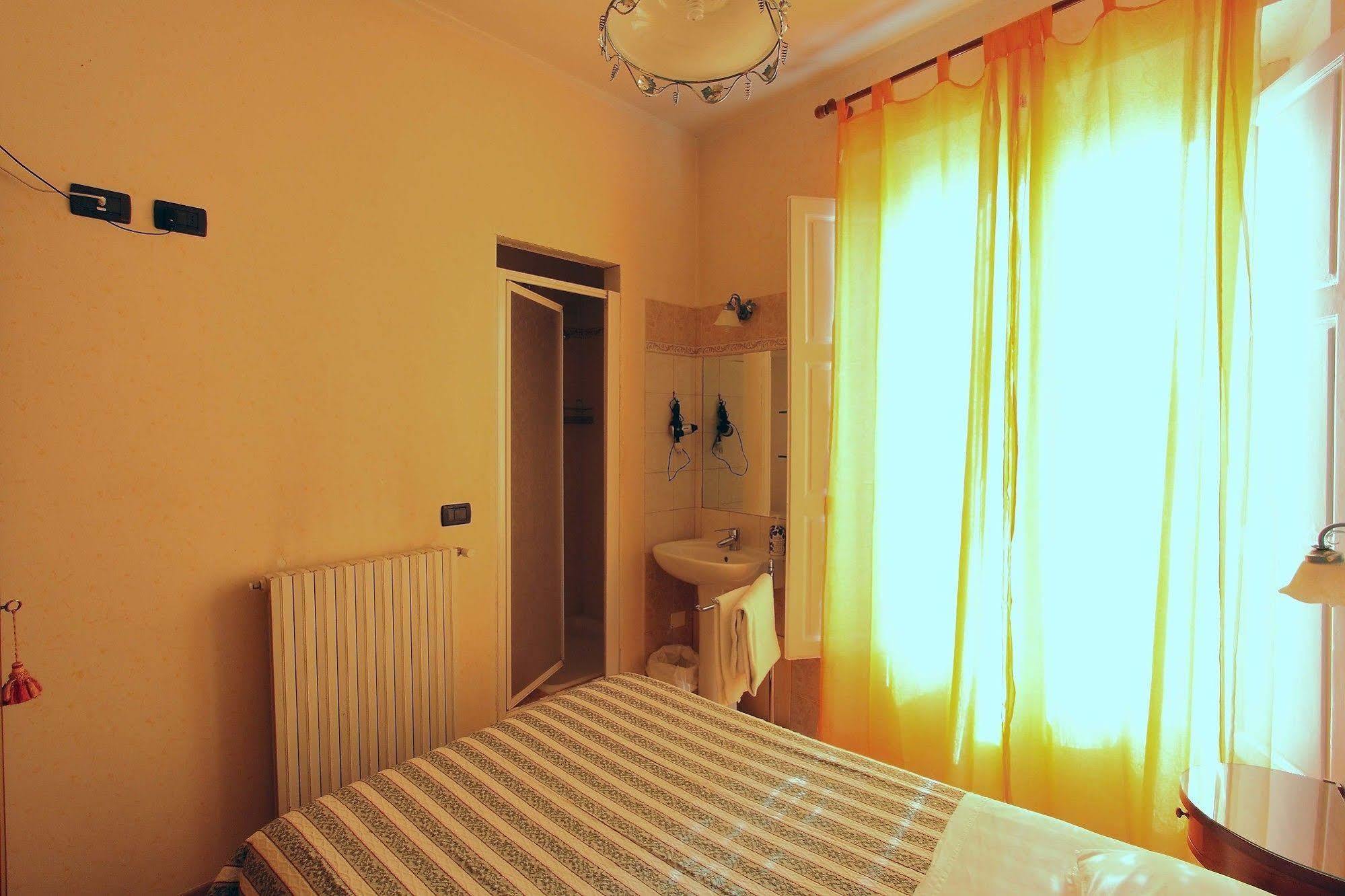 Hotel Margaret Firenze Bagian luar foto